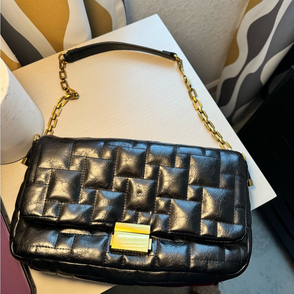 Zara black shoulder bag🌹